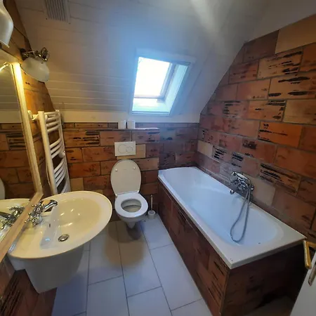 Tánczos Pince Apartman Zánka